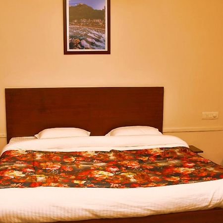 הרידוואר Gobind Bhawan Heritage Hotel מראה חיצוני תמונה