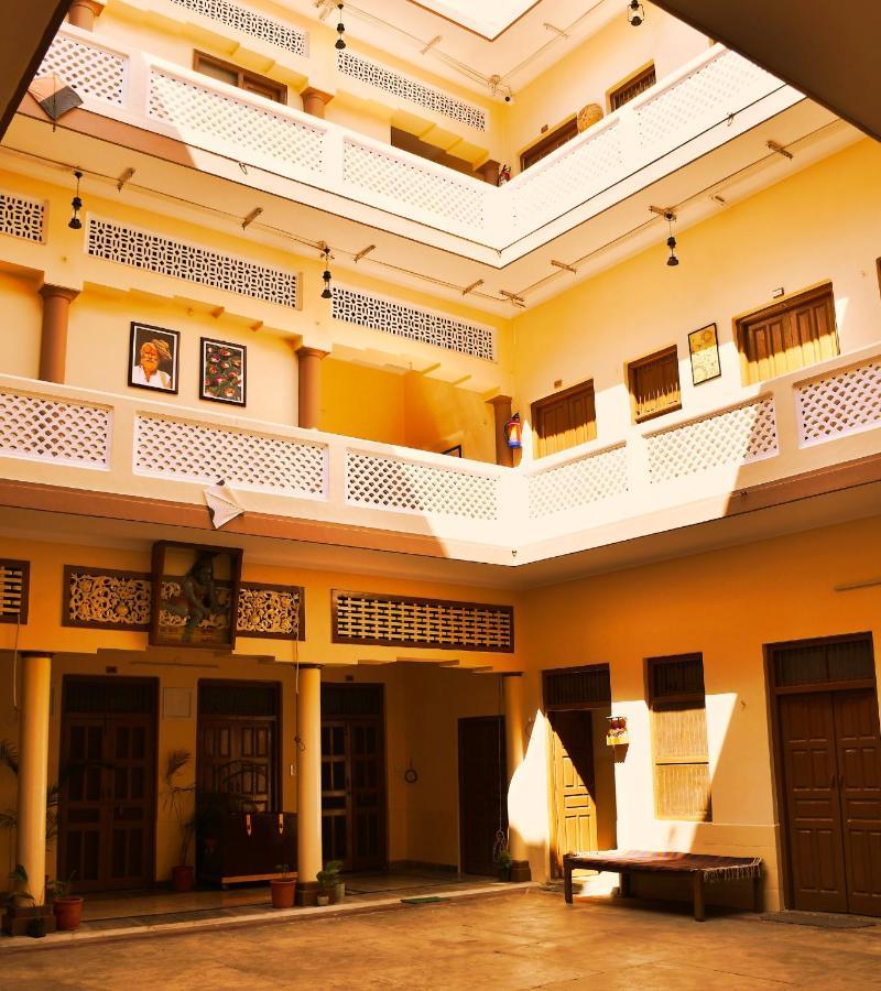 הרידוואר Gobind Bhawan Heritage Hotel מראה חיצוני תמונה