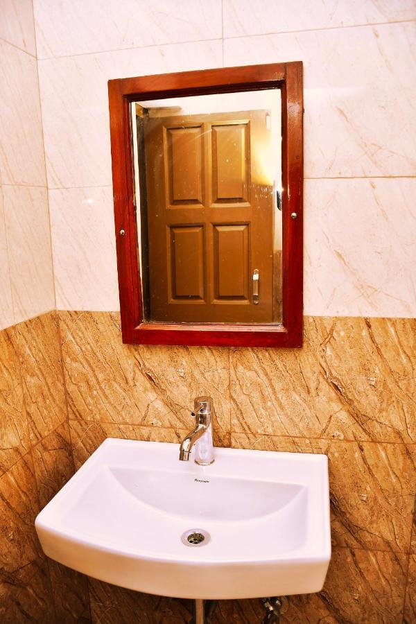 הרידוואר Gobind Bhawan Heritage Hotel מראה חיצוני תמונה