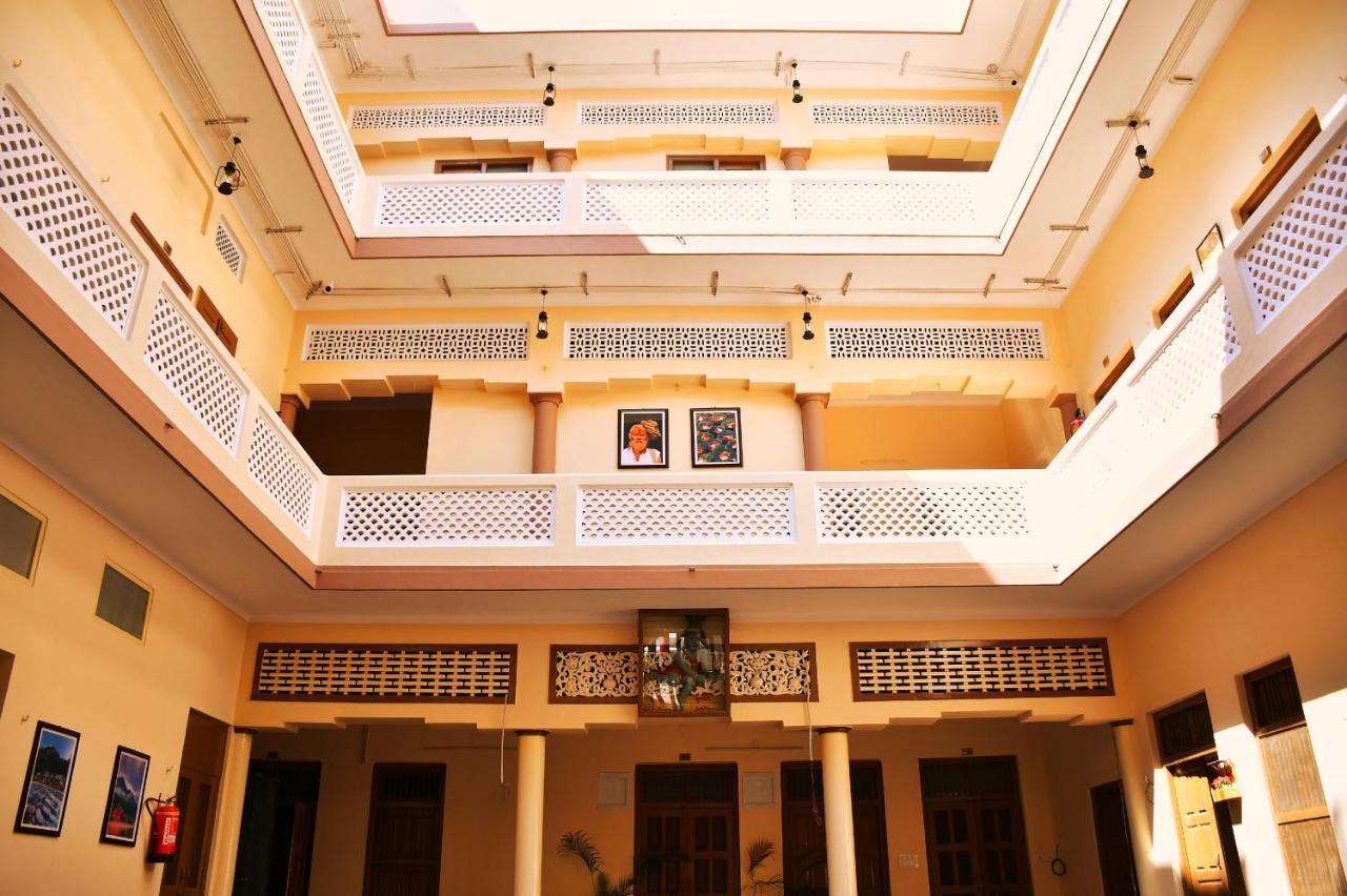 הרידוואר Gobind Bhawan Heritage Hotel מראה חיצוני תמונה