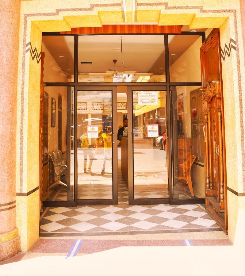 הרידוואר Gobind Bhawan Heritage Hotel מראה חיצוני תמונה