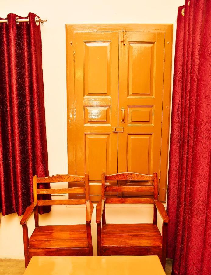 הרידוואר Gobind Bhawan Heritage Hotel מראה חיצוני תמונה