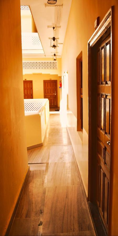 הרידוואר Gobind Bhawan Heritage Hotel מראה חיצוני תמונה