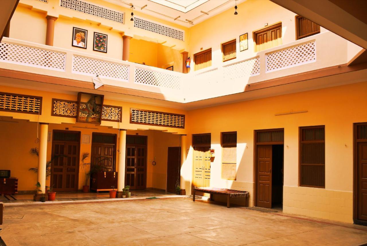 הרידוואר Gobind Bhawan Heritage Hotel מראה חיצוני תמונה