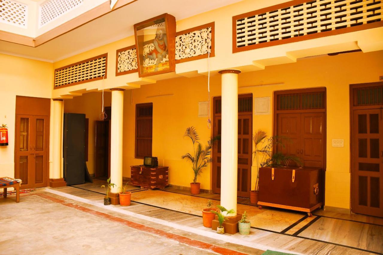 הרידוואר Gobind Bhawan Heritage Hotel מראה חיצוני תמונה