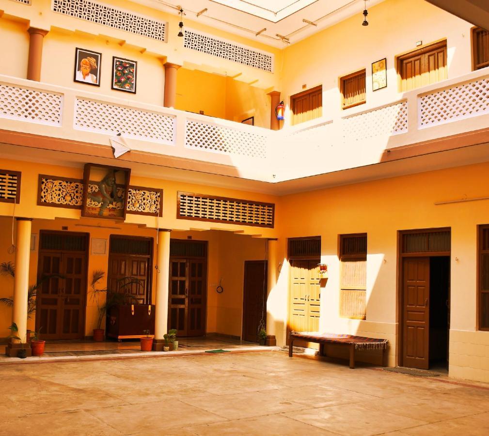 הרידוואר Gobind Bhawan Heritage Hotel מראה חיצוני תמונה