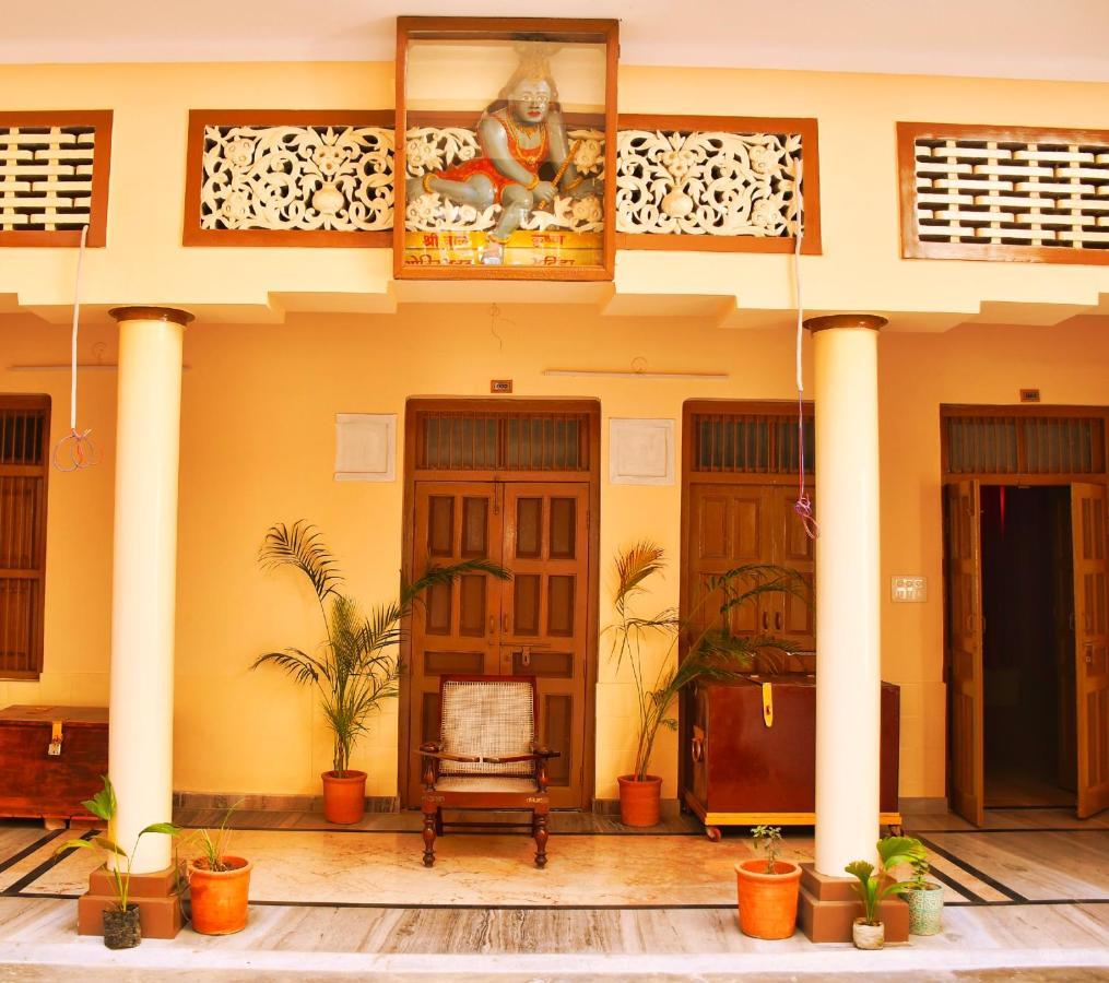 הרידוואר Gobind Bhawan Heritage Hotel מראה חיצוני תמונה