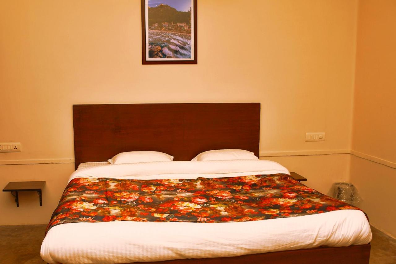 הרידוואר Gobind Bhawan Heritage Hotel מראה חיצוני תמונה