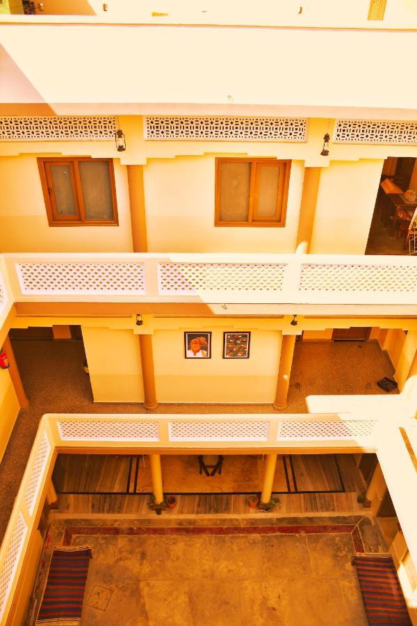 הרידוואר Gobind Bhawan Heritage Hotel מראה חיצוני תמונה